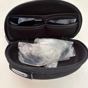 Tifosi Optics Sunglasses Replacement Lenses with Case